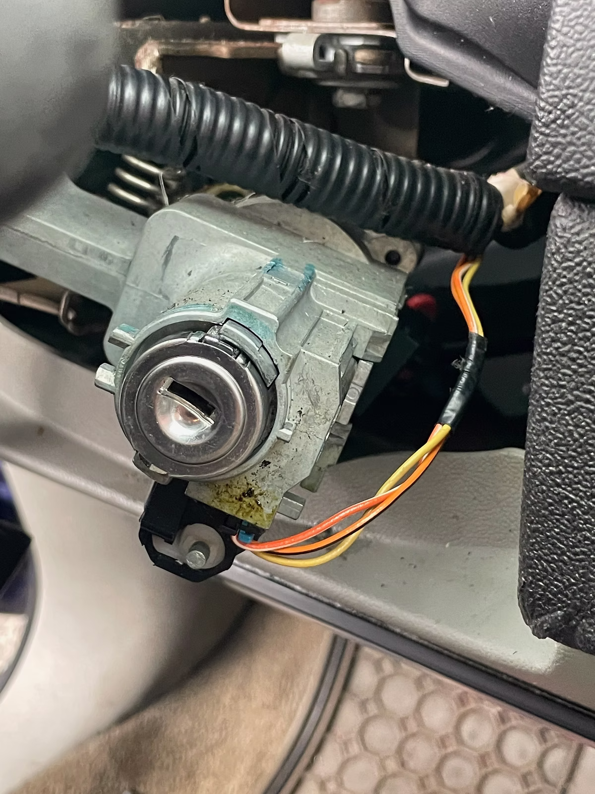 Trim removed in order to remove the old lock cylinder